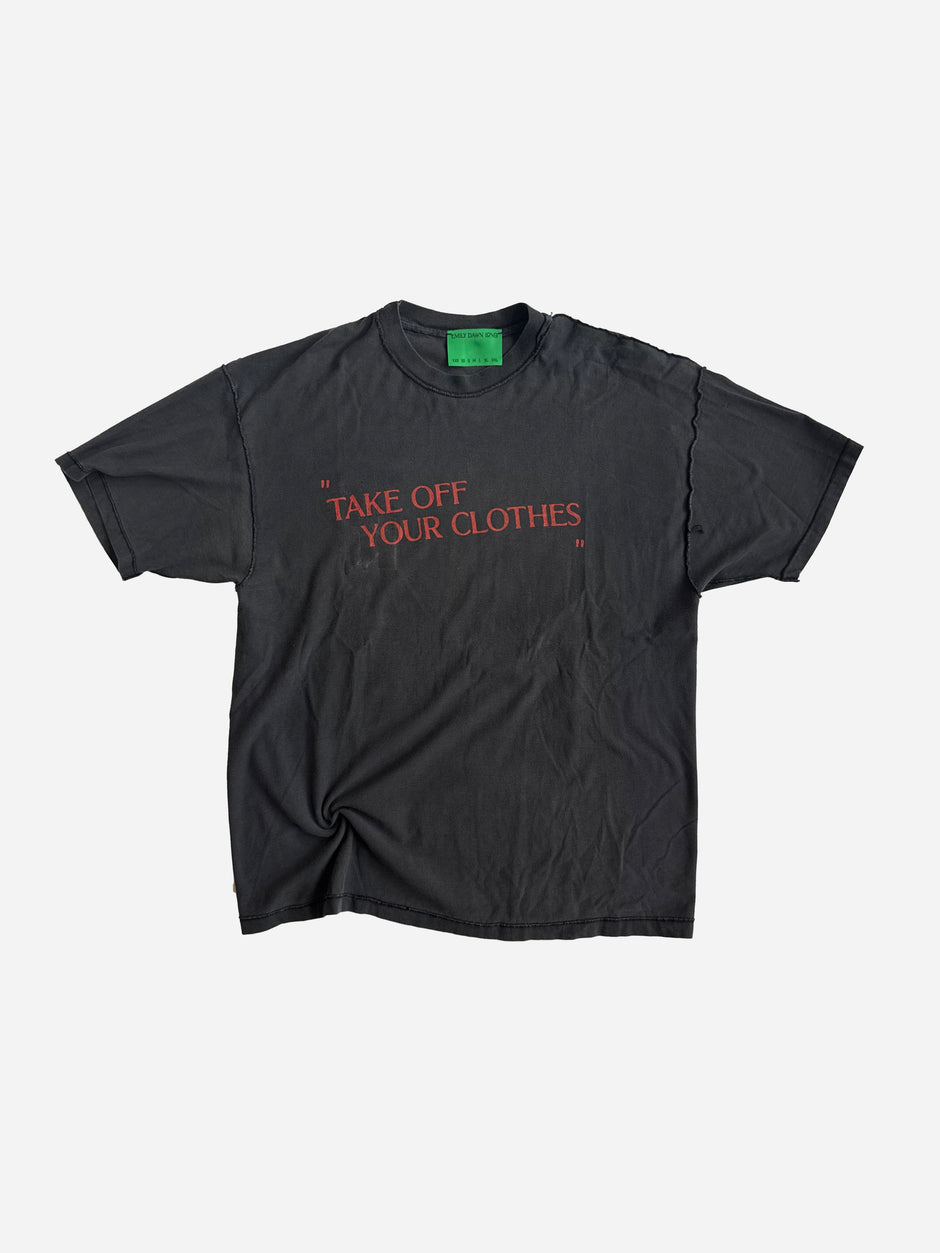 “TAKE OFF YOUR CLOTHES”  - Kiss_L