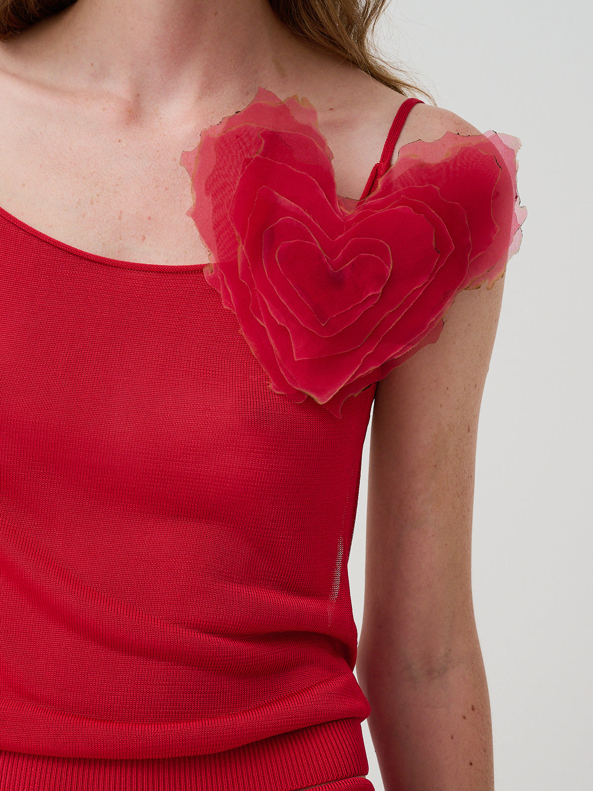 Burnt Silk Organza Heart Brooch - Red