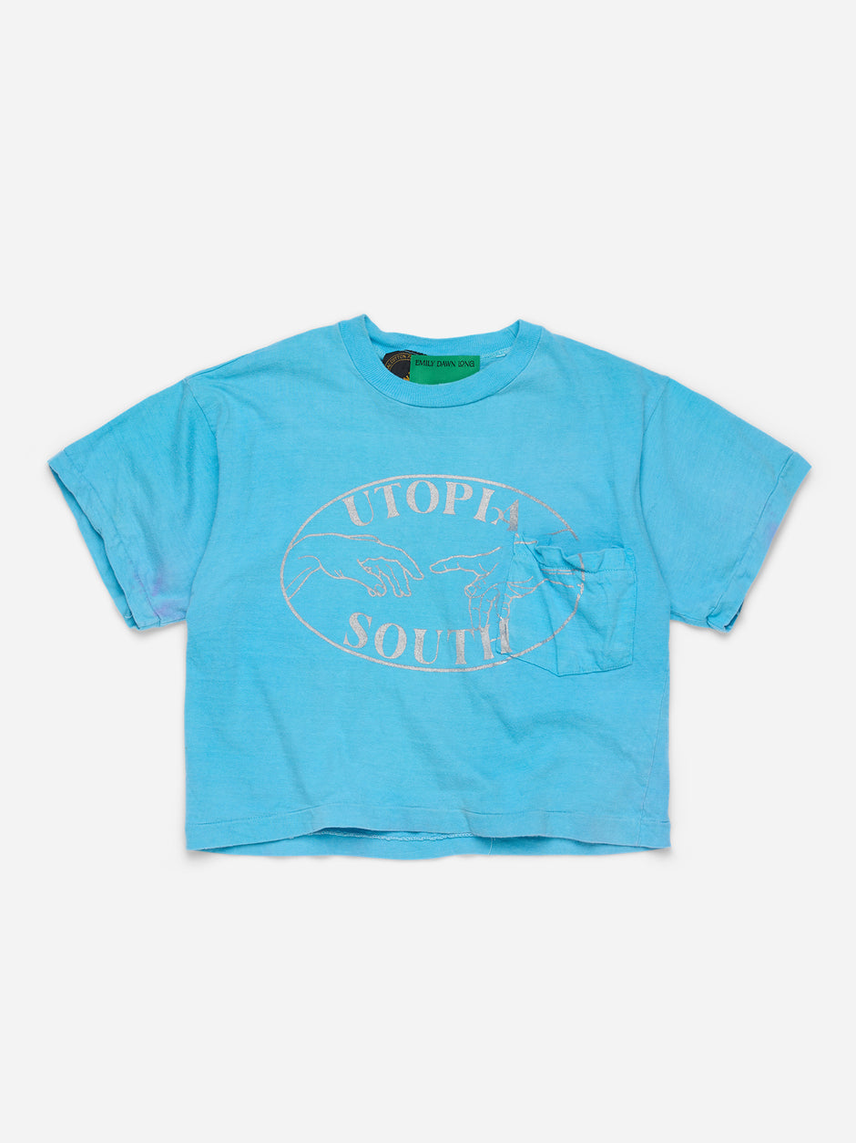 UTOPIA SOUTH - Blue Cropped Tee_Pocket_ (l)