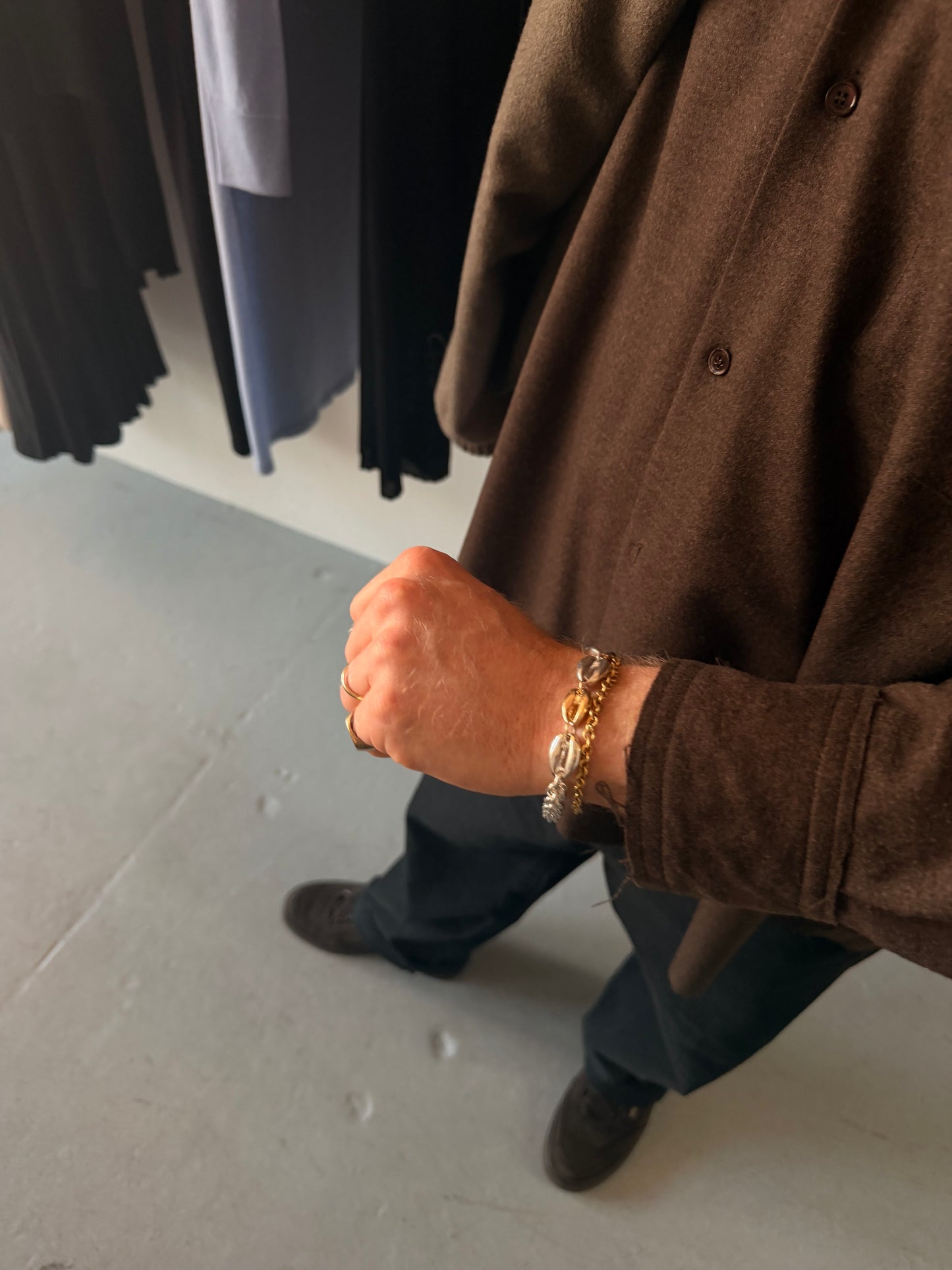 Cowrie 5 Shell Bracelet - 18k gold Shell