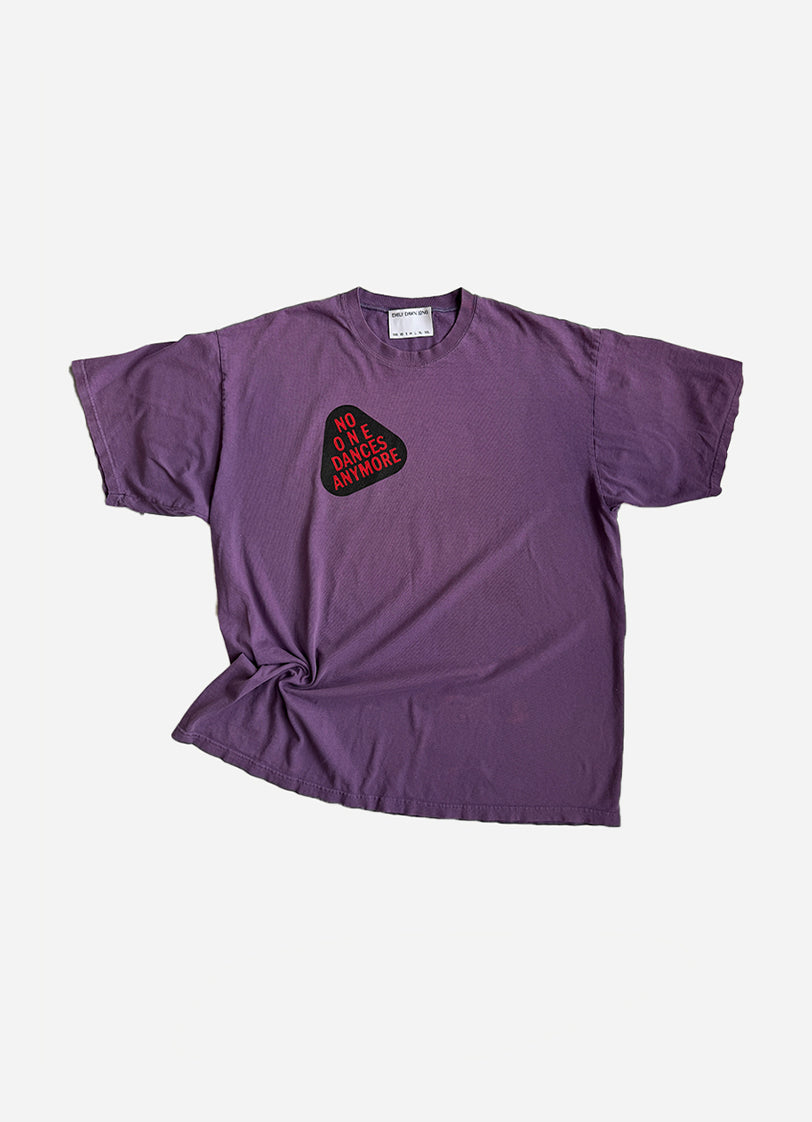 NO ONE DANCES ANYMORE - PRPL1_Vintage tee