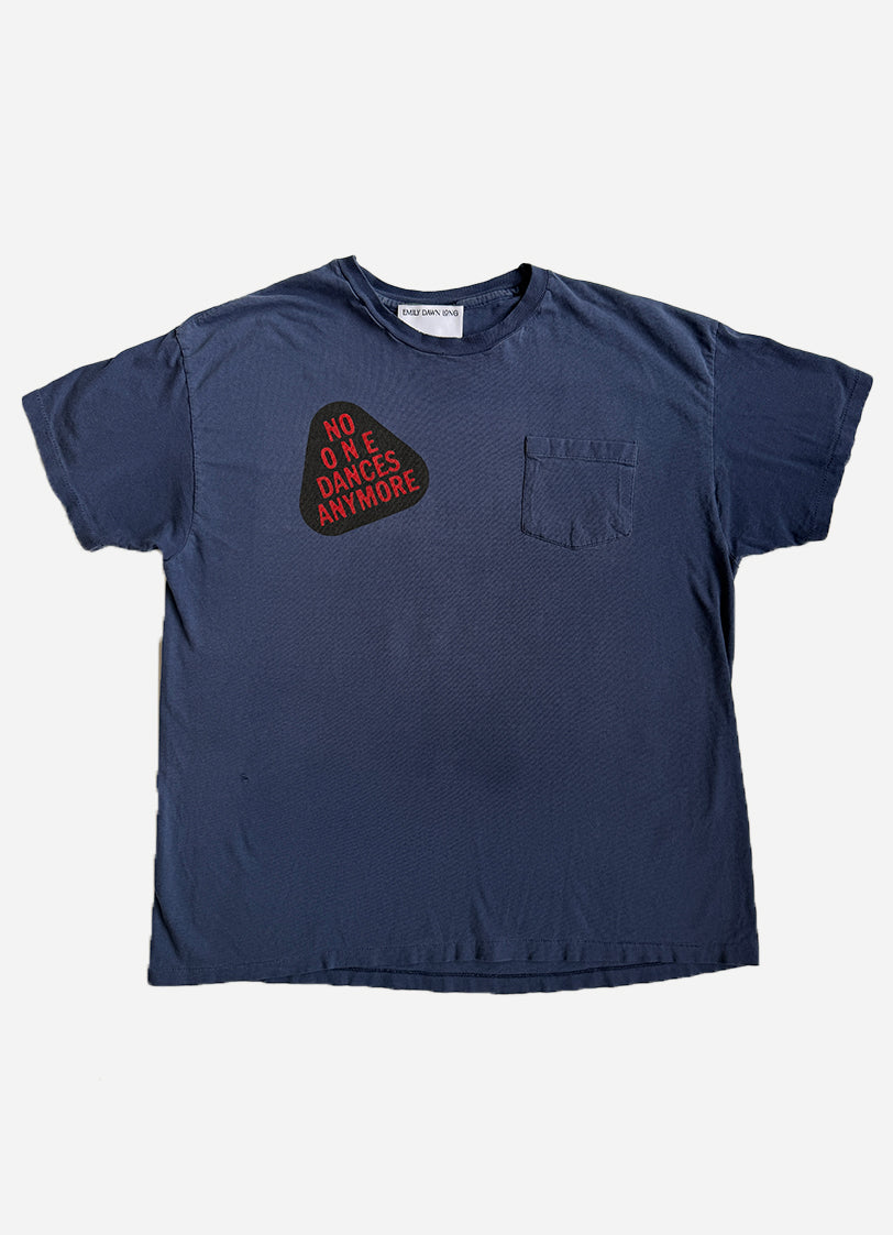 NO ONE DANCES ANYMORE - NVY3_Vintage tee