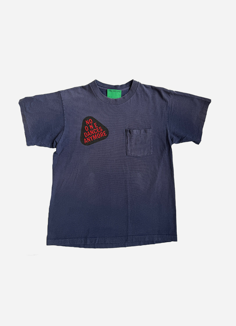 NO ONE DANCES ANYMORE - NVY1_Vintage tee